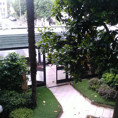 Prati アパートホテル ローマ