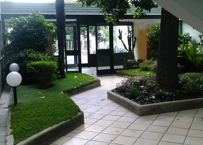 Prati Ξενοδοχείο με διαμερίσματα 3*